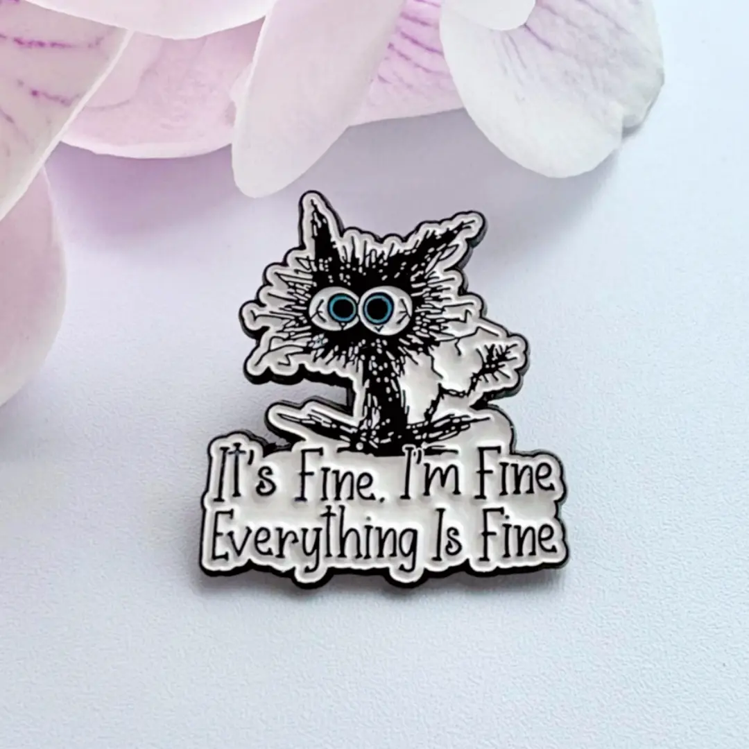 Beautiful Funny cat Pin Delicate metal for Bags, Caps and Clothes,Gift Idea