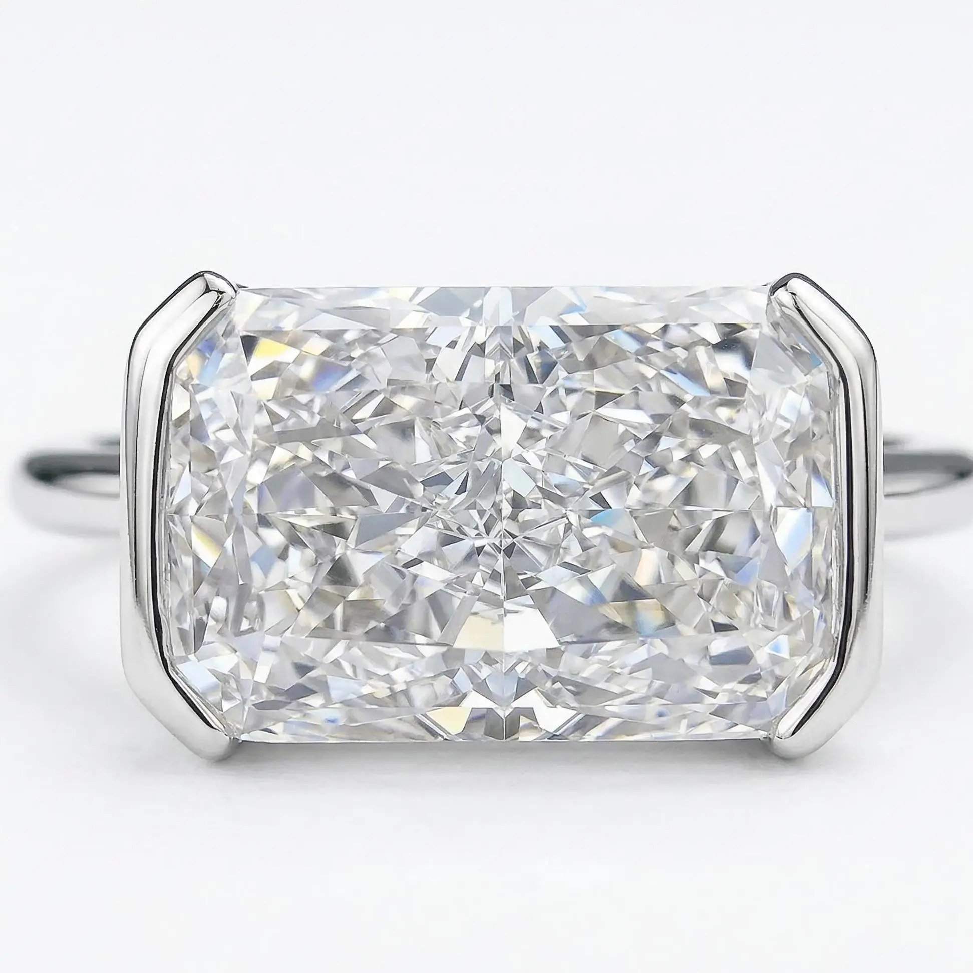 Fashion Engagement Ring for Women, European-Style Geometric S925 Silver with an Inlaid 7*11mm Rectangular Ice Flower Cut Stone