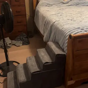 Dog Stairs Ramp for Small Dogs and Cats 5-Step Curved Pet Steps with High-Density Foam for Puppy and Older Cats Indoor Ramp Stairs for Couch High Beds Sofa Chairs Grey