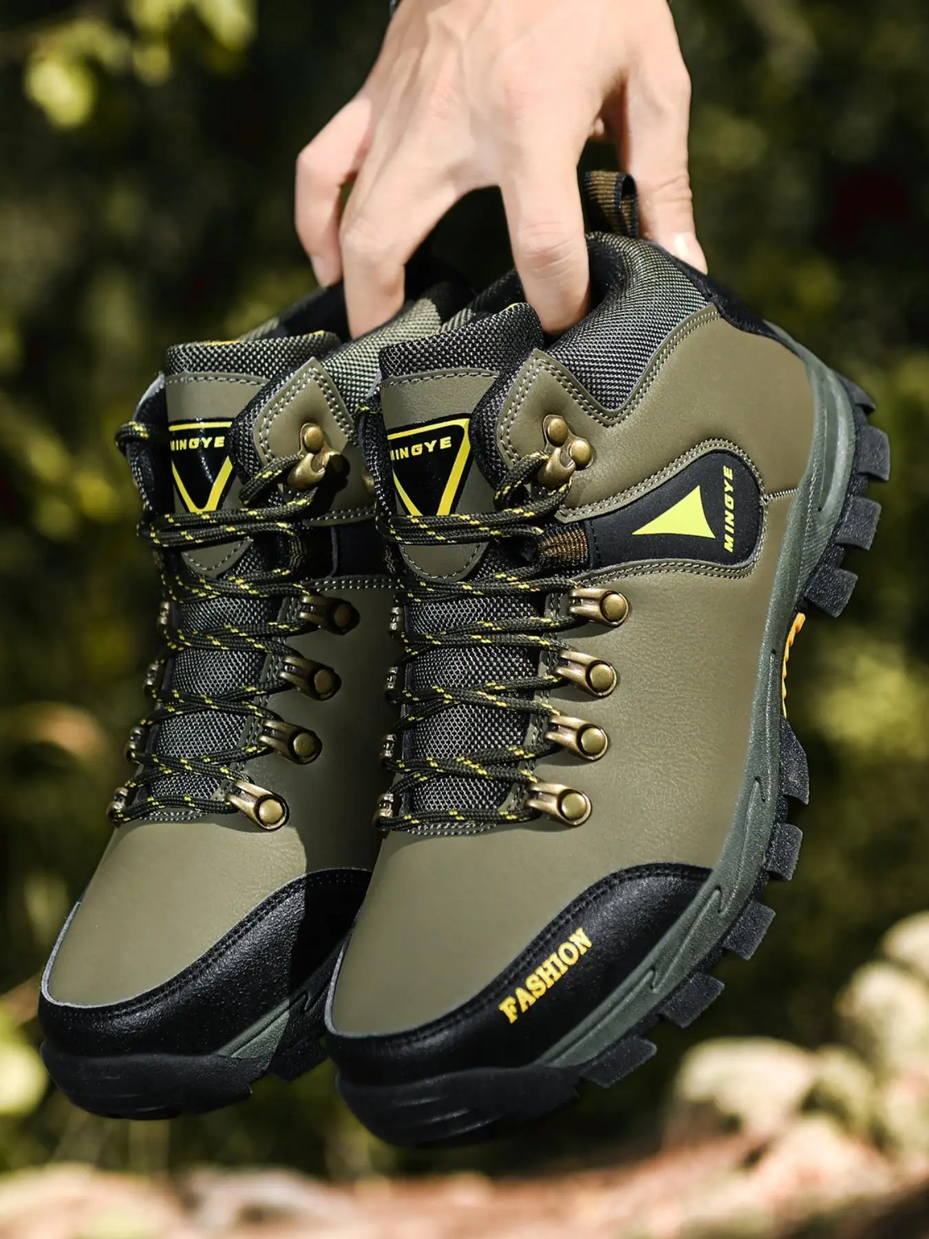 Men's Contrast Letter Print Lace Up Hiking Boots, 2024 Outdoor Trek Shoe, Sporty Mid Top Shoes, Hiking Sneakers, Gym Shoes, Men Shoes for Hiking Clim