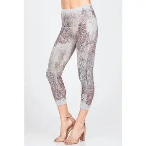 B2370CG M.Rena High Waist Cropped Legging w/ Paisley Coral Array