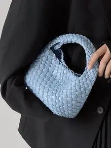 Handwoven Basket Bag Handbag Shoulder Bag High-End Design Fashion Casual Commute Travel Handbag Pu Leather Bag Everyday Bag Fashionable Handbag