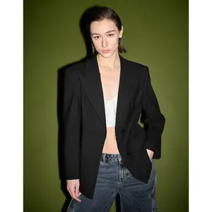 URBAN REVIVO Women's Chic Fitted Tailored Button-Front Skater Blazer - 2026 Spring Collection, Long-Sleeves Polyester Women's Suit Clothes