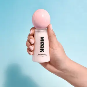 Hydra Cream Moisturizing Glow Mist