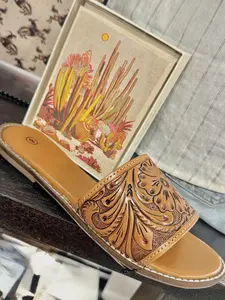The Winnie Leather Slides The Winnie Leather Slides