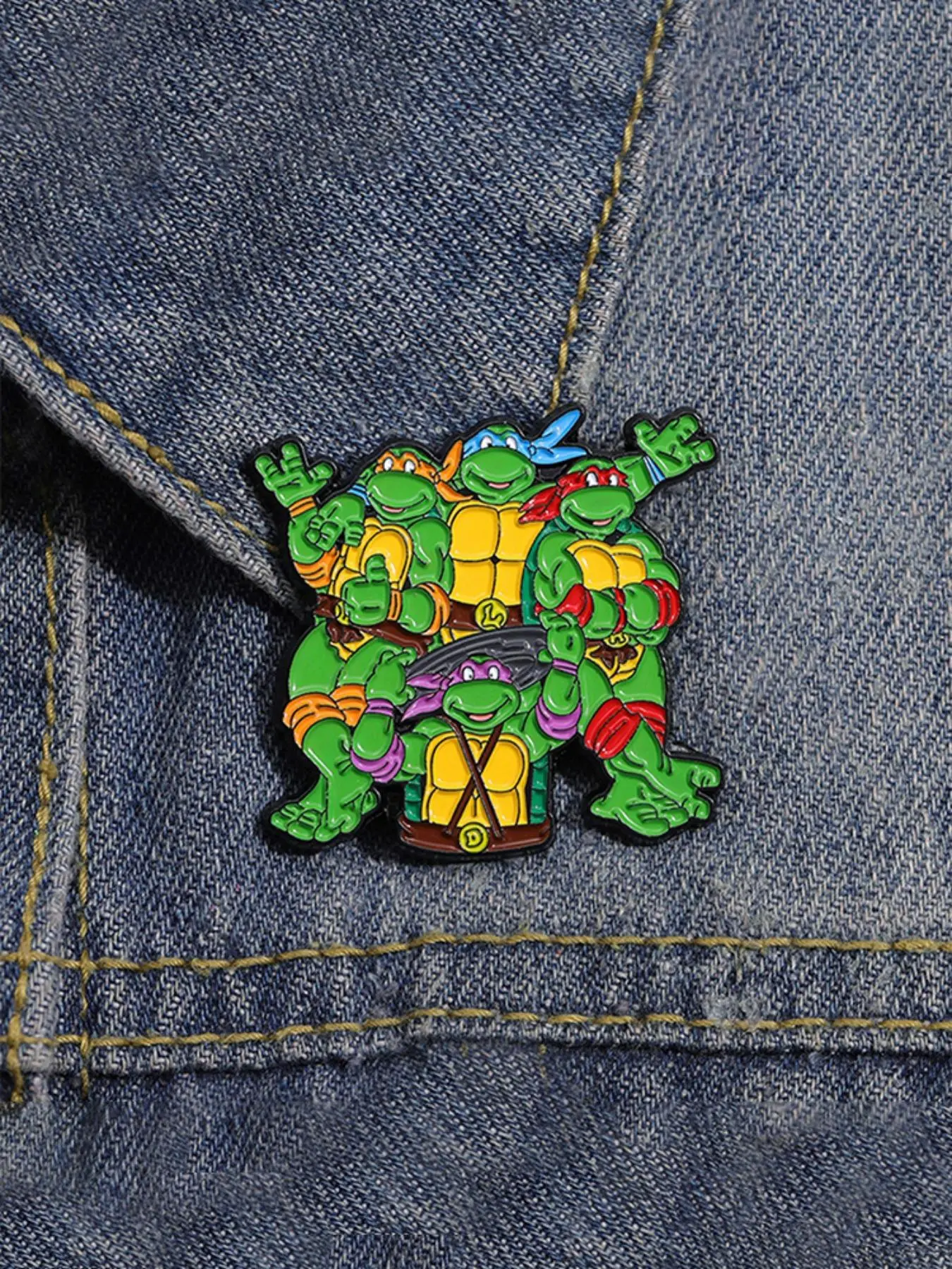 Cute Cartoon Anime Enamel Brooch in Turtle Shape, Stylish Fashion Accessory for Men, Bags & Jackets, Unisex Gift for All Ages, Men Accessories, Alloy Brooch Pin