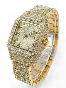 Women's Fashion Square Full Diamond Luxury Watch in, Stylish Timepiece for Elegant Occasions and Daily Wear, Perfect Gift for Her, Elegant Fashionable Square Dial