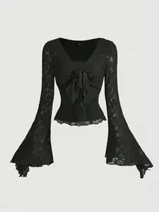 Elegant Women's Round Neck Flare Sleeve Top, Soft and Comfortable, Vintage Style, Perfect for Dating and Office Wear