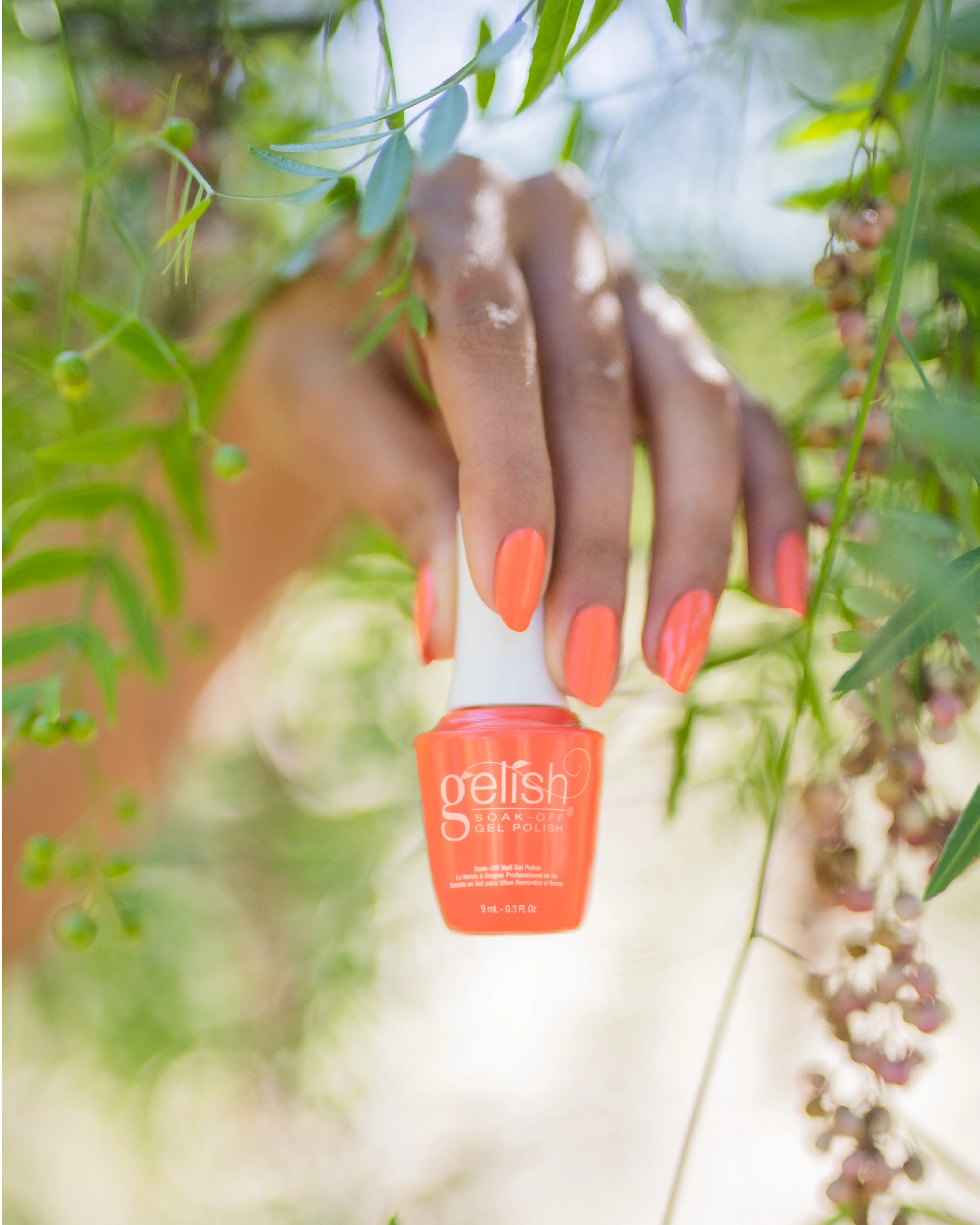 Gelish MINI Sweet Morning Dew - Light Coral Creme, Long-Lasting Soak-Off Gel, Vibrant Color, Chip-Resistant, High Shine, Professional Salon Quality, 9mL.