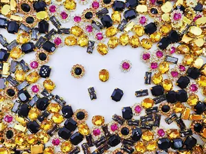 [Premium] MAESTRO: Beautiful & Sparkling Charms for DIY Jewelry & Accessories Beads Set Diy Bling Set