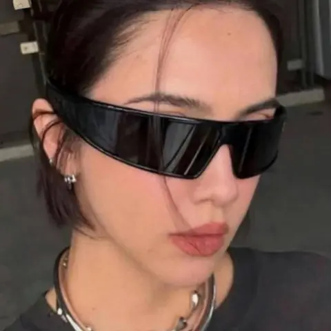Y2K Wrap Around Frame Sunglasses, Stylish Shades, Trendy Casual Tinted Lens Sunglasses for Everyday Use, Casual Style Eyewear, Fashion Accessories for Outdoor Activities, Trendy Beach Eyewear