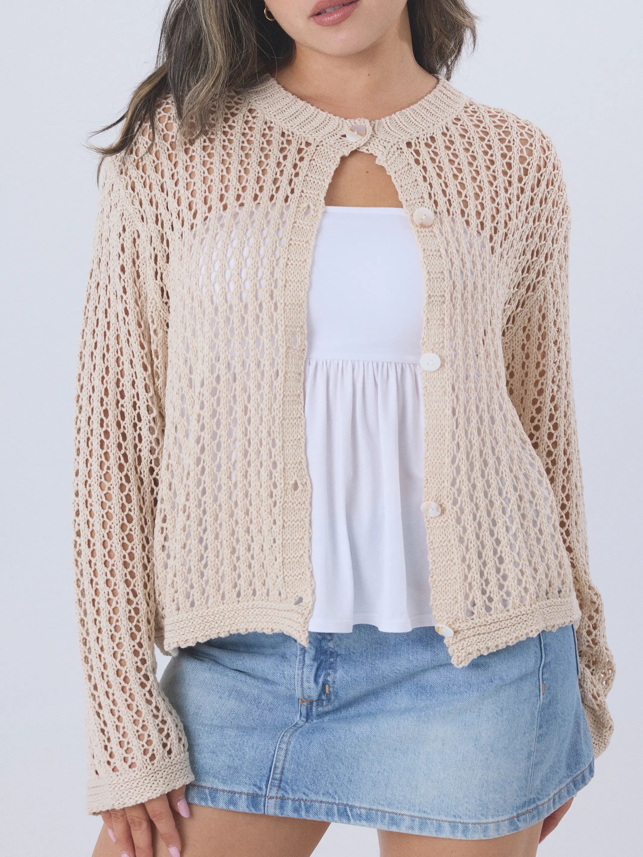 Klassy Crochet Cardigan - Comfortable Fit, Versatile Design, Ideal for Layering, Lightweight Fabric Klassy Crochet Cardigan - Comfortable Fit, Versatile Design, Ideal for Layering, Lightweight Fabric