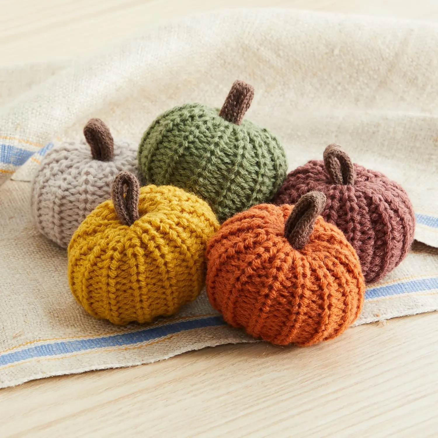 Small Knitted Pumpkin 5pcs Set, Women's Gift,Decorative Pumpkins for Friends, Autumn Farmhouse Tiered Tray, Autumn Favorite,Thanksgiving,Christmas, Easter Decor