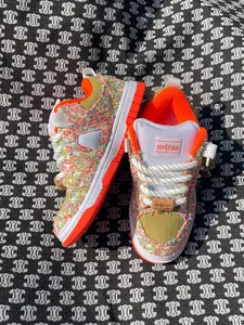 Fluro Original Design New Bread Shoes Canvas Trainer Casual Couple Shoes Unique Trendy Big Size Sports Shoes