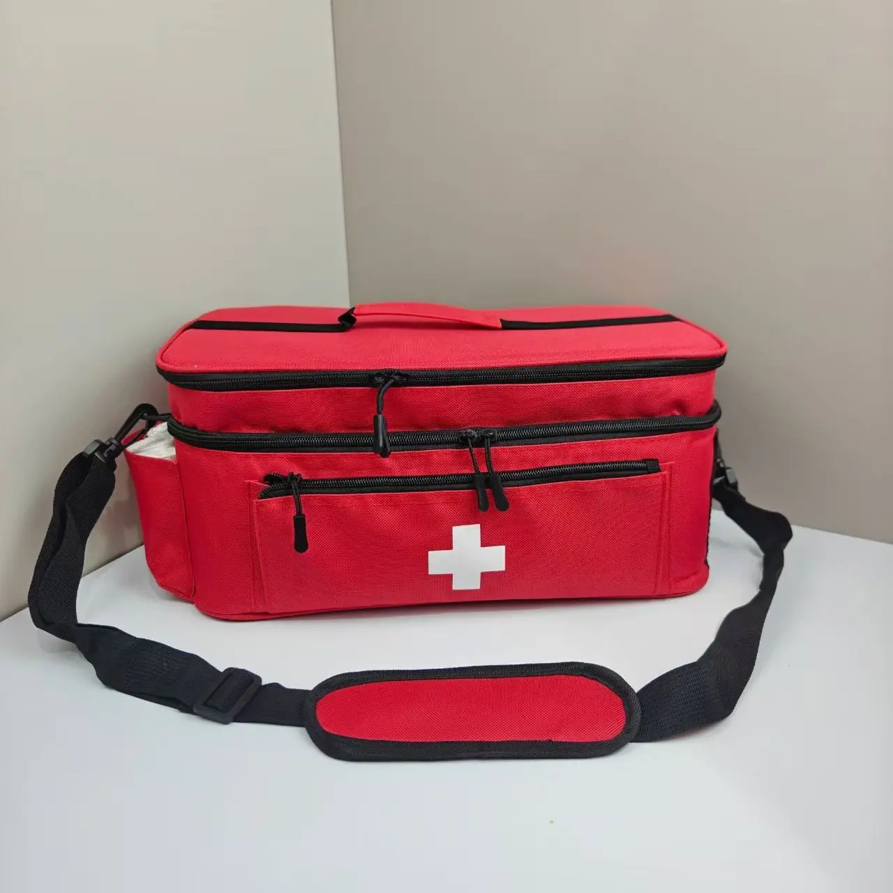 Travel Medicine Bag Organizer, Medication Storage Box, Pill Bottle Holder, Storage Container, Perfect for Home Use and Travel First Aid Kits