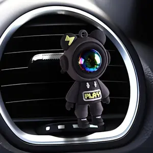 Astronaut Bear Car Air Freshener Clip, Vent Diffuser Holder, Car Aroma Diffuser, Decorative Car Accessory, Solid Form, Car Interior Decoration, Car Fragrance, Car Perfume Clip