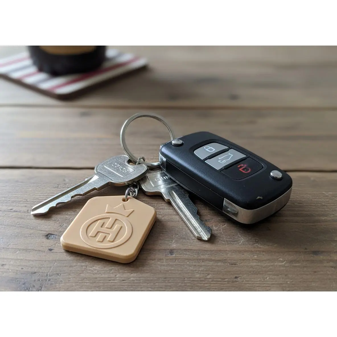NFC Tap Keychain | Customizable Smart Keychain for Business, Social Media & Websites
