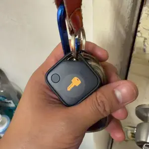 UGREEN Finder Tag Compatible with Apple Offcial Chip (for iOS Only), Anti-lost for Car Key Wallet Luggage Passport with Alarm& Left-Behind Remind Slim Bluetooth Tracker,Gps Signal Protector Smart Tracking ,TikTokShopBlackFriday ,Tiktokshopstockup