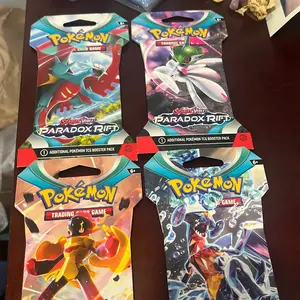 Paradox Rift sleeves booster packs x1