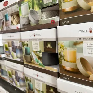 Wax Melter + 3 Soy Melts - ANY Electric Warmer - Choose 3 Scents - Candle and Wax Warmers - STARTER KIT Gift Idea - Bundle - Hand-Poured and Small Business