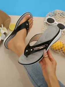 Metal Rhinestone Decorated Slip-On Wedge Sandals for Women, Soft Sole Anti-Slip Flip Flops, Outdoor Wear Height-Boosting Mom Shoes, Beach Slides Sandals, Casual Sandals