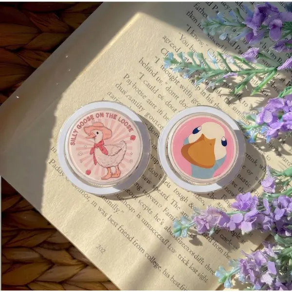 Silly Goose on the Loose MagSafe Phone Grip Set, Funny Cute Duck PopSocket, Aesthetic Animal Phone Accessory, Whimsical BookTok Gift, Quirky Reader Merch