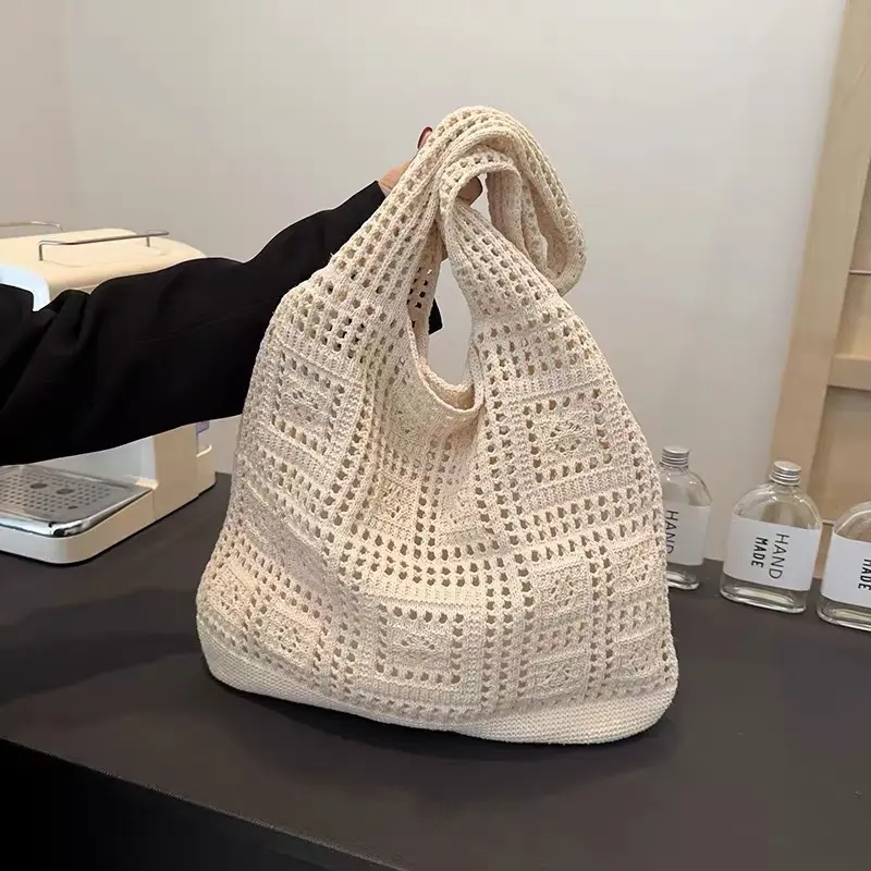 Square hollowing   beige