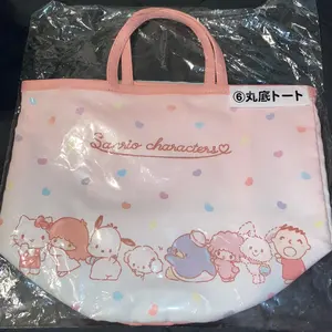 Sanrio Characters Round Bottom Tote Bag