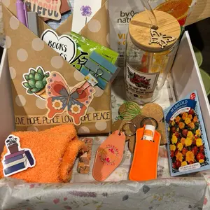 Blind Date with a Book - Deluxe