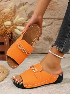 Women's Metal Chain Decorated Wedge Platform Sandals, Open Toe Thick Sole Mules, Casual Summer Slip-On Slippers, Comfortable and Stylish