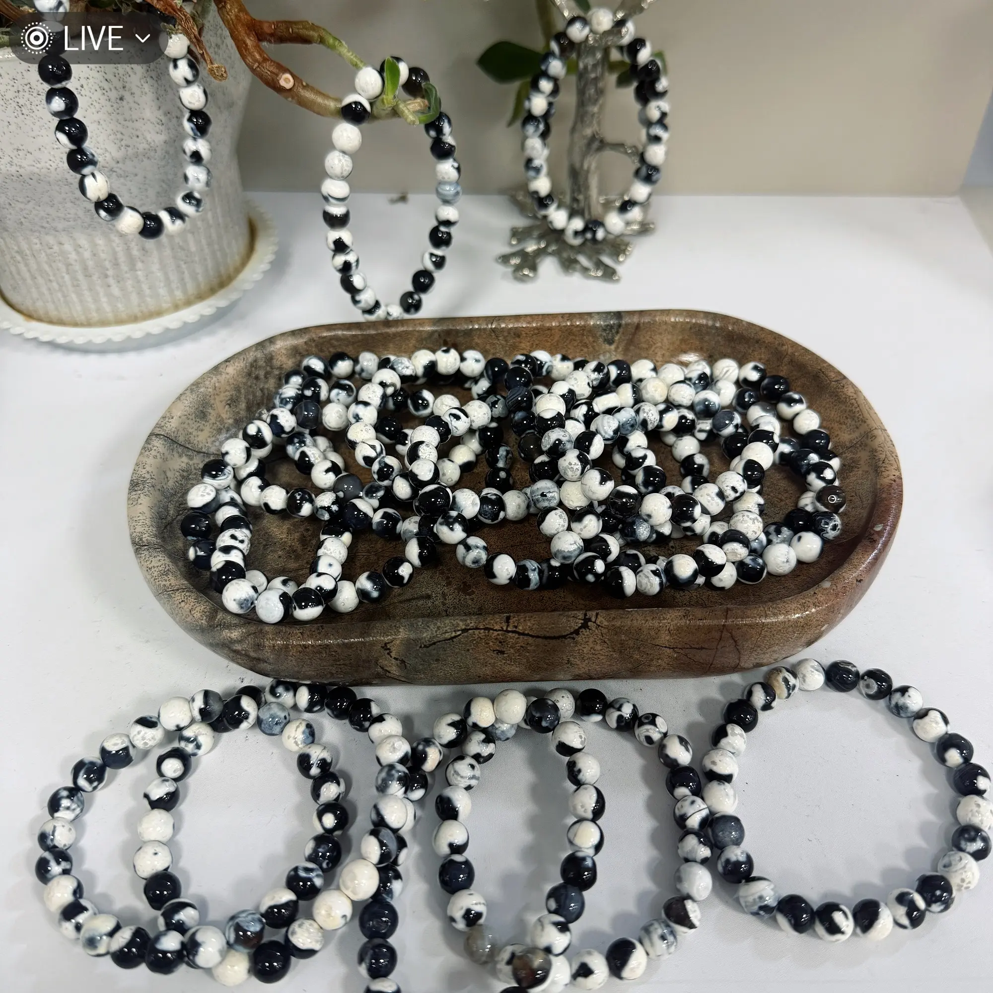 Mila(19297)gc.Orca agate bracelets 20pc