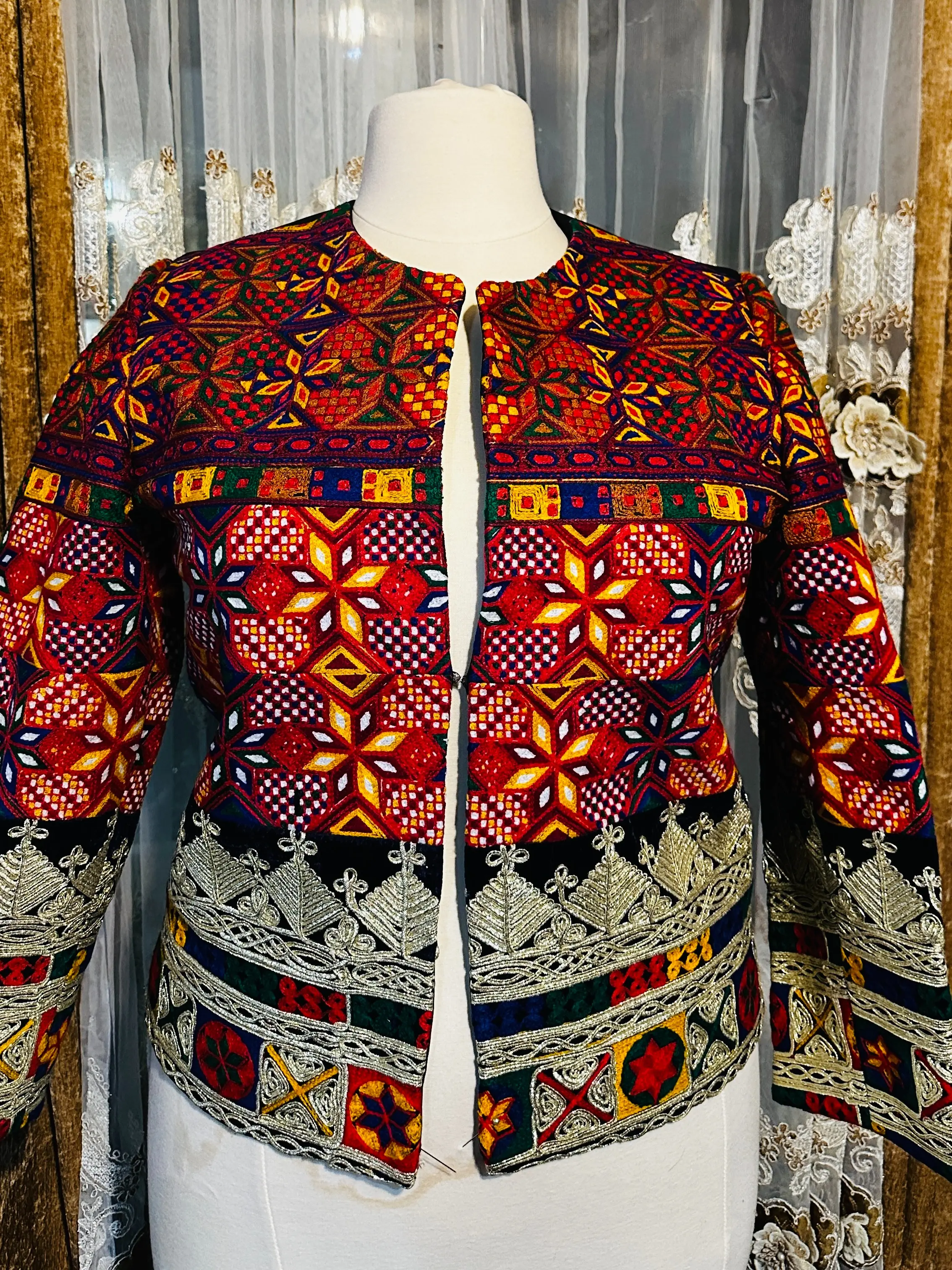 افغاني محفلي کورتۍ یا سرپتلوني Khyber Collection Women's Coat
