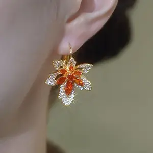 LisiZen Maple Leaf Zircon Stud Earrings for Women 2025, Autumn Fashion Jewelry, Elegant Sparkling Chic Design DZEH4555