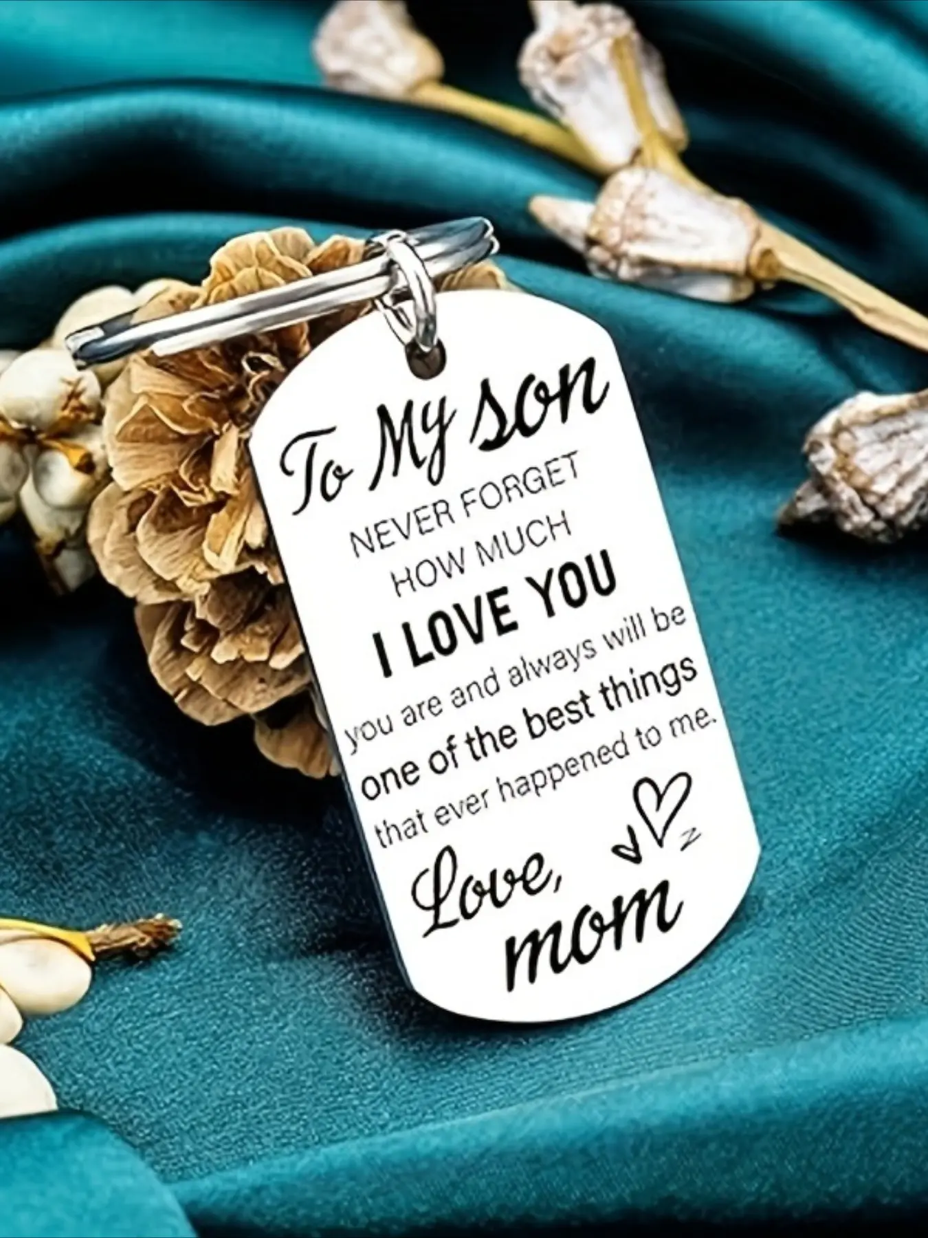 'To My Son' Stainless Steel Keychain, Bag Charm Keychain, Keyrings - Birthday/Father's Day/Graduation Gift from Mom to Son - Keepsake Engraved with 'I Love You' and 'To My Son' - Mother-Son Friendship Keepsake - Gift from Mom to Son
