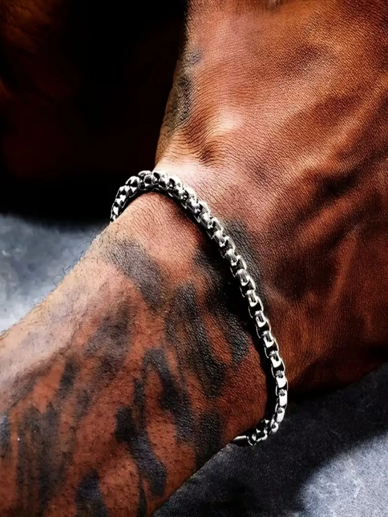 A Minimalist Men'S Stainless Steel Chain Bracelet in a Hip-Hop Style, Featuring a Durable Lobster Clasp That Never Fades And Is Hypoallergenic, Minimalist Chain Bangles, High Quality Bracelet