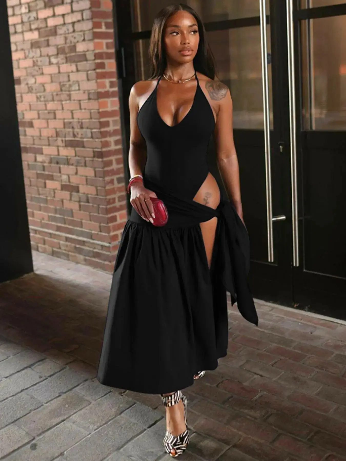 Women's Solid Backless Sleeveless Cami Bodysuit & Split Thigh Skirt Two-piece Set, Sexy Fashion Casual Halter Neck Bodysuit & Tie Front Pleated Skirt for Daily Outdoor Wear, Ladies Clothes for All Seasons Summer Suits, Chic Skirt Sets
