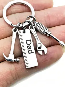 Men's Fashion Creative Letter Pattern Keychain, Durable Stainless Steel Keychain Pendant, Hammer Wrench Screwdriver Shape, Gift, Fashion Keychain, Multifunctional Keychain