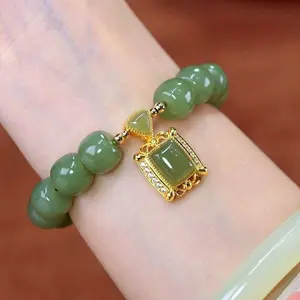 1-Piece Vintage Green Glass Bead Bracelet - Meticulously Handcrafted Retro Jewelry with Elegant Design, Sophisticated Fashion Accessory for Women, Perfect Gift for Special Occasions & Daily Elegance