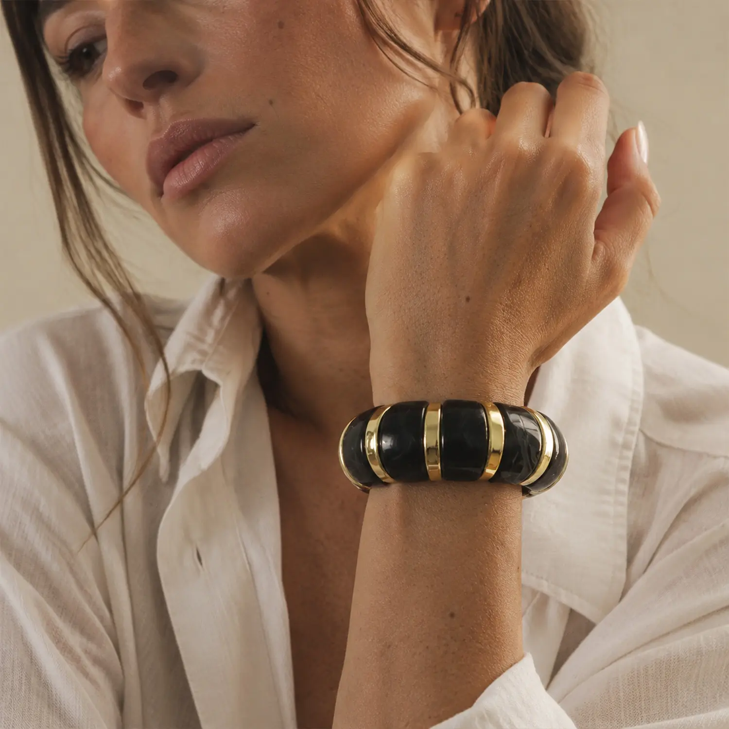 Retro Elastic Thick Acrylic Bracelet Jewelry Wide Band Geometric Amber White Bangle Bracelet Statement Jewelry