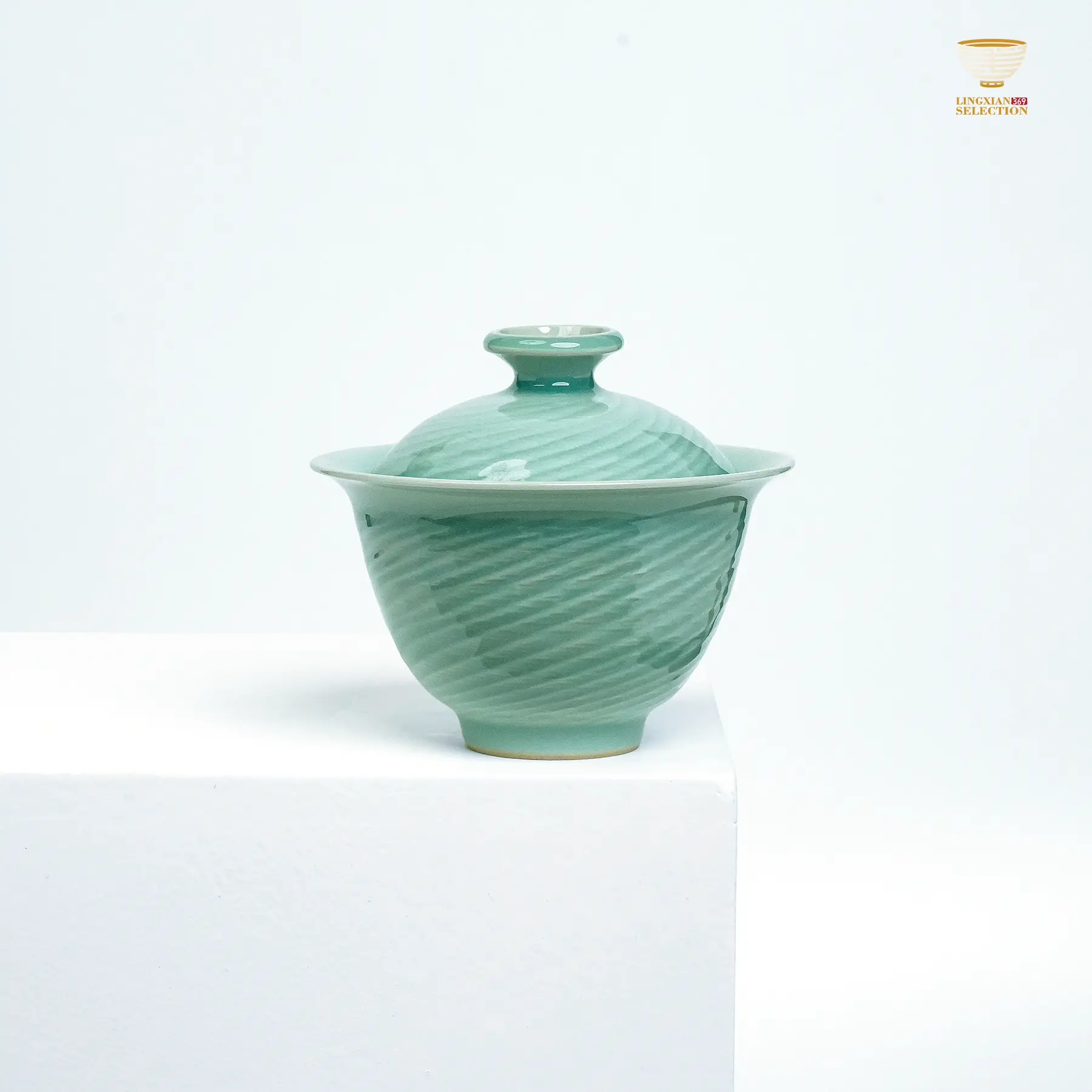 【Longquan Celadon by Liao Xinliang ·Rising Winds and Flowing Waters Cup,Gaiwan,Teapot,Sharing Cup and Lid-holder Series｜A Masterpiece of Craftsmanship & Tea Aesthetic Collection】
