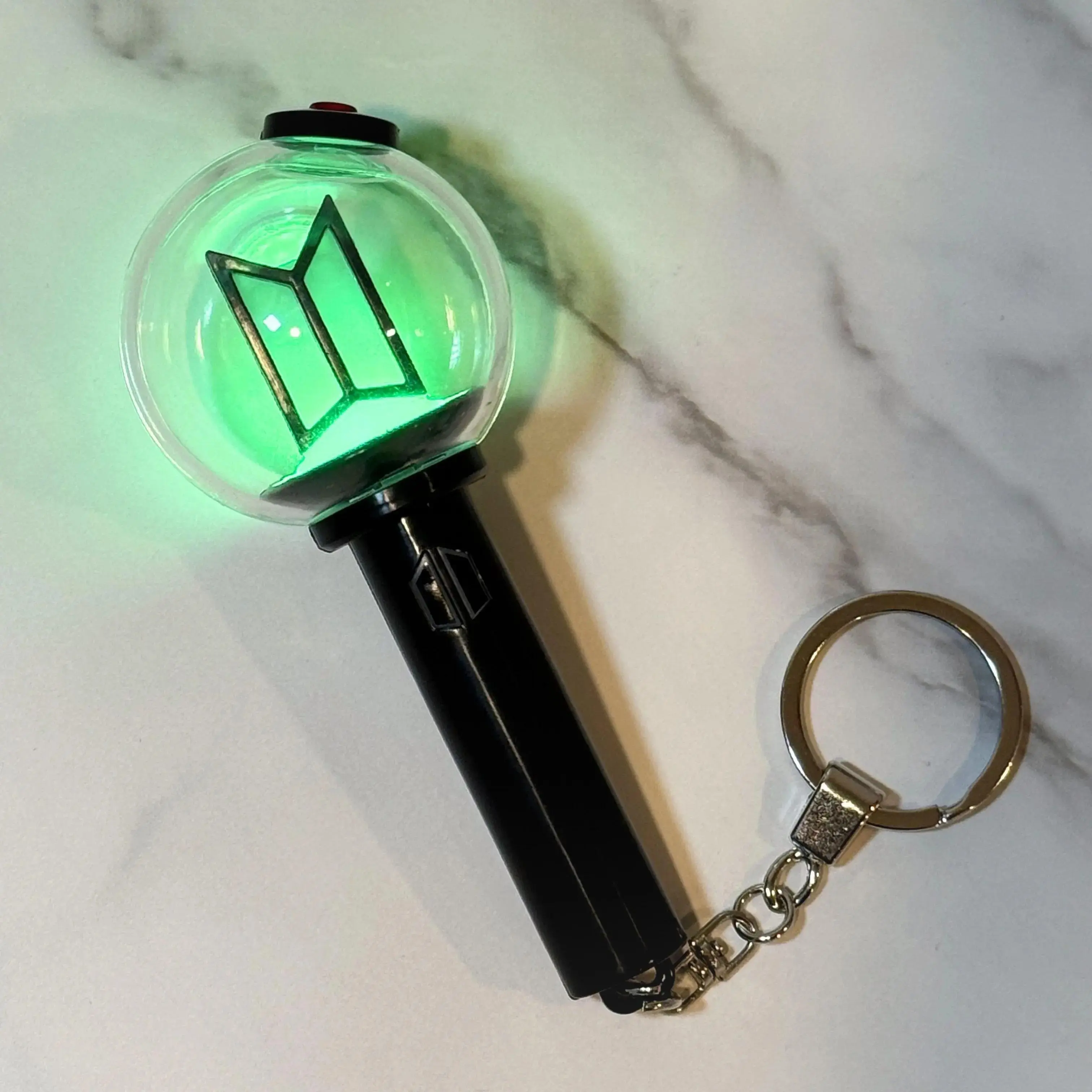 Color-changing mini Kpop LED light stick keychain