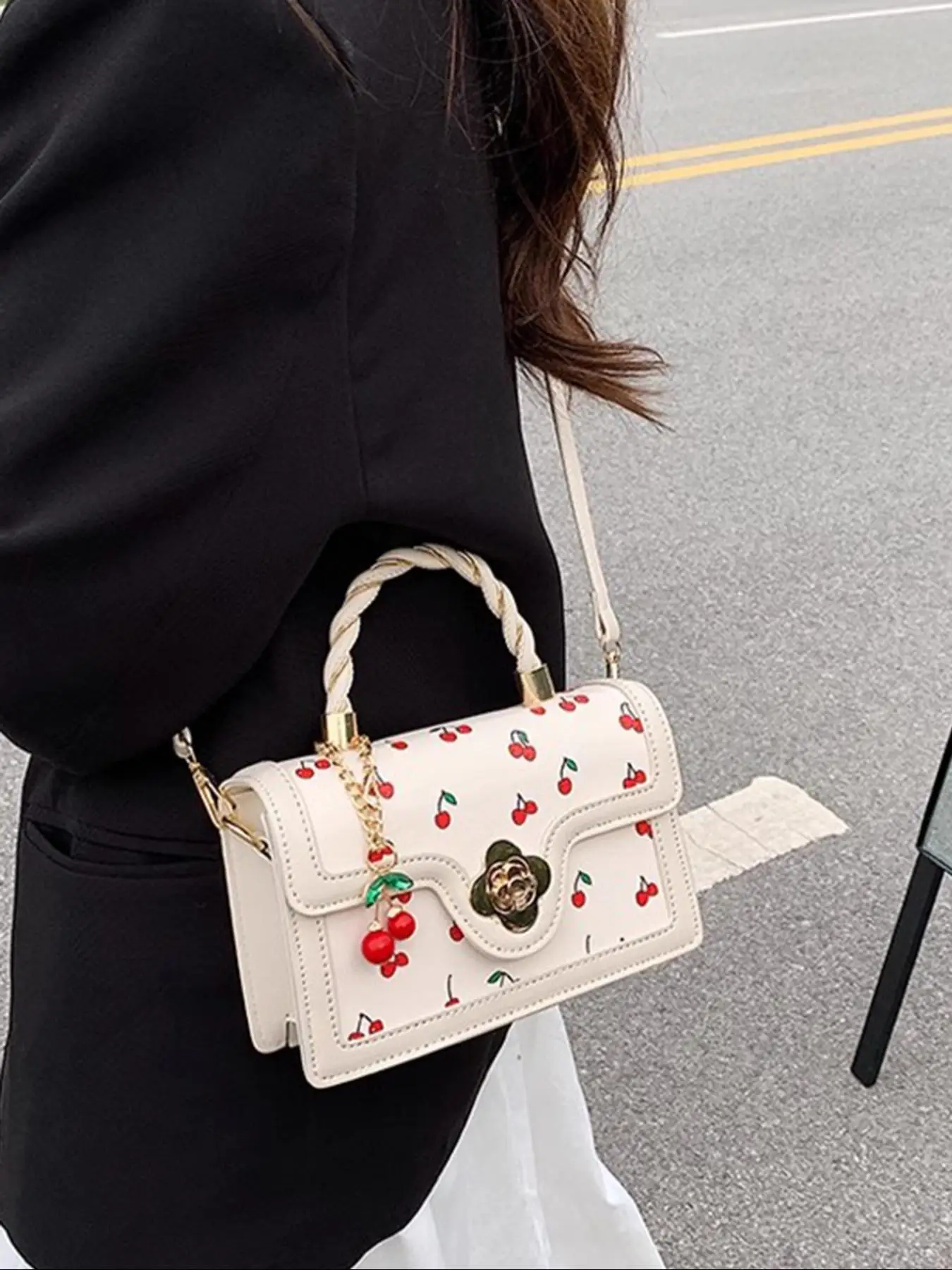 Women's Fashionable Cherry Pattern Twist Decor Handbag, Elegant Colorblock Design Crossbody Bag, All-match Commuter Bag for Work & Daily Used, Daily C