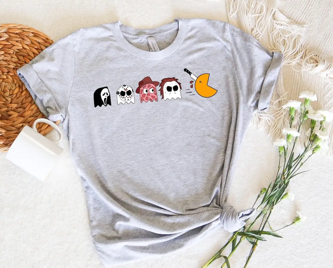 Horror Pacman Game Halloween Gamer Gift Funny Graphic Tee Trendy Cool Vintage T-Shirt Gift Classic Fashion Casual Ladies Gift Funny Apparel Novelty Tees