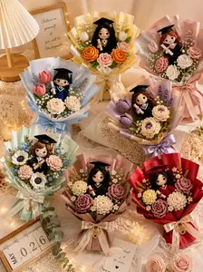 Handmade Crochet Flower Doll Graduation Bouquet – Cute Forever Flower Arrangement for Class of 2026 Graduates, Aesthetic Senior Gift for Her, Friends & Daughter