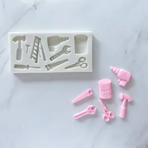 CONSTRUCTION VARIETY MOLD