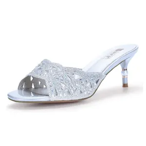 IDIFU Womens Silver Gold Wedding Shoes For Bride Bridesmaid Low Kitten Peep Toe Heels Dress Sandals Glitter Formal Slide Mules With Heel Footwear Walking Shoes Summer Comfort Girl Weight Nail Decor Women's Chunky
