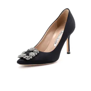 Pre-owned Manolo Blahnik Women's Hangisi Pumps Satin 90 by Rebag