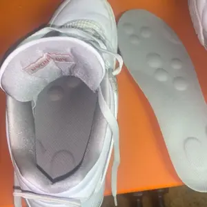 4D Insoles - 4D Cloud Technology Insole - Super Soft, Ultra Comfort Insoles, 4D Sports Shoes Insoles, Acupoint Massage Insole for Foot