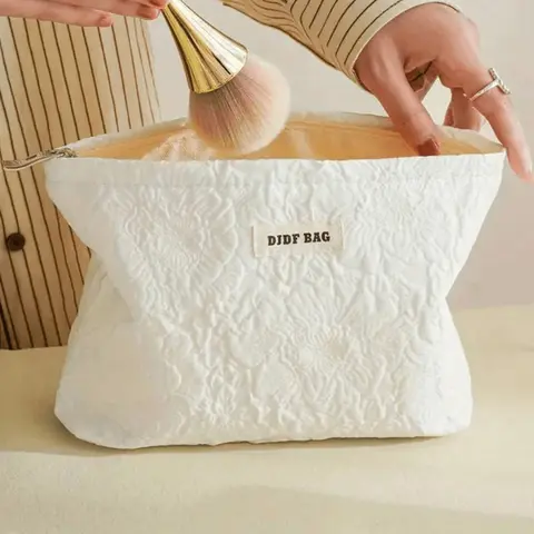 Rose Embossed Makeup Bag, Large Capacity Cosmetic Storage Bag, Cosmetic Travel Bags, Zipper Makeup Organizer Pouch, Portable Makeup Pouch, Makeup Brush Organizer, Makeup Brush Holder, Versatile Storage Bag for Travel & Daily Use, Makeup Accessories