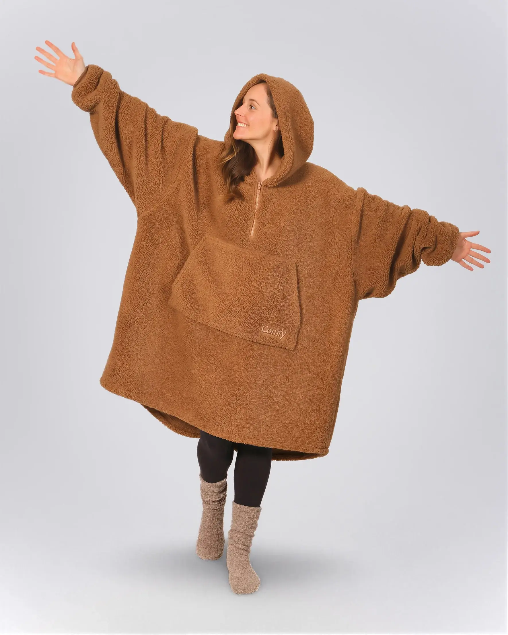 THE COMFY Original Teddy Bear Quarter-Zip Sherpa Wearable Blanket Hoodie for Women - Minimalist Basic Sweatshirt Pullover, Baggy Oversized Loose Fit, Front Zip, Machine Washable, 1 Size Fits Most, Great Gift for Ball Use